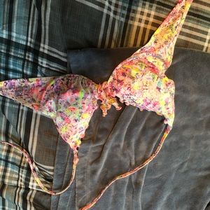pink victoria’s secret floral bikini top